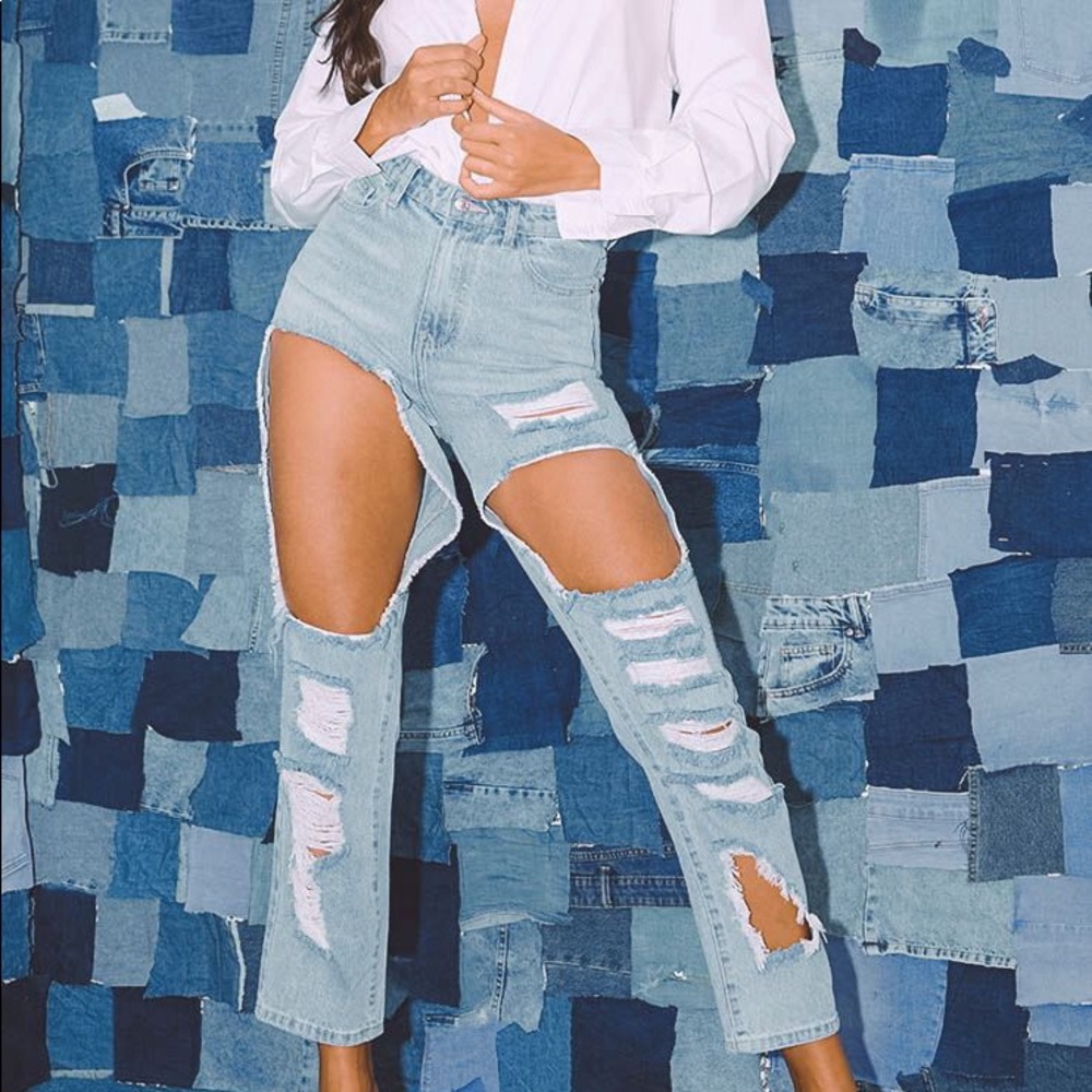 PrettyLittleThing Open Thigh Straight Leg Jeans
